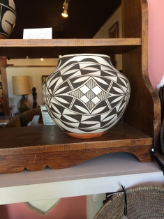 The Acoma pottery was to die for...and so expensive.